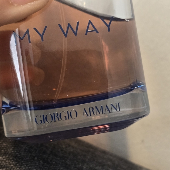 Giorgio Armani My Way Fragrance - Pink with Blue Cap - Picture 5 of 8